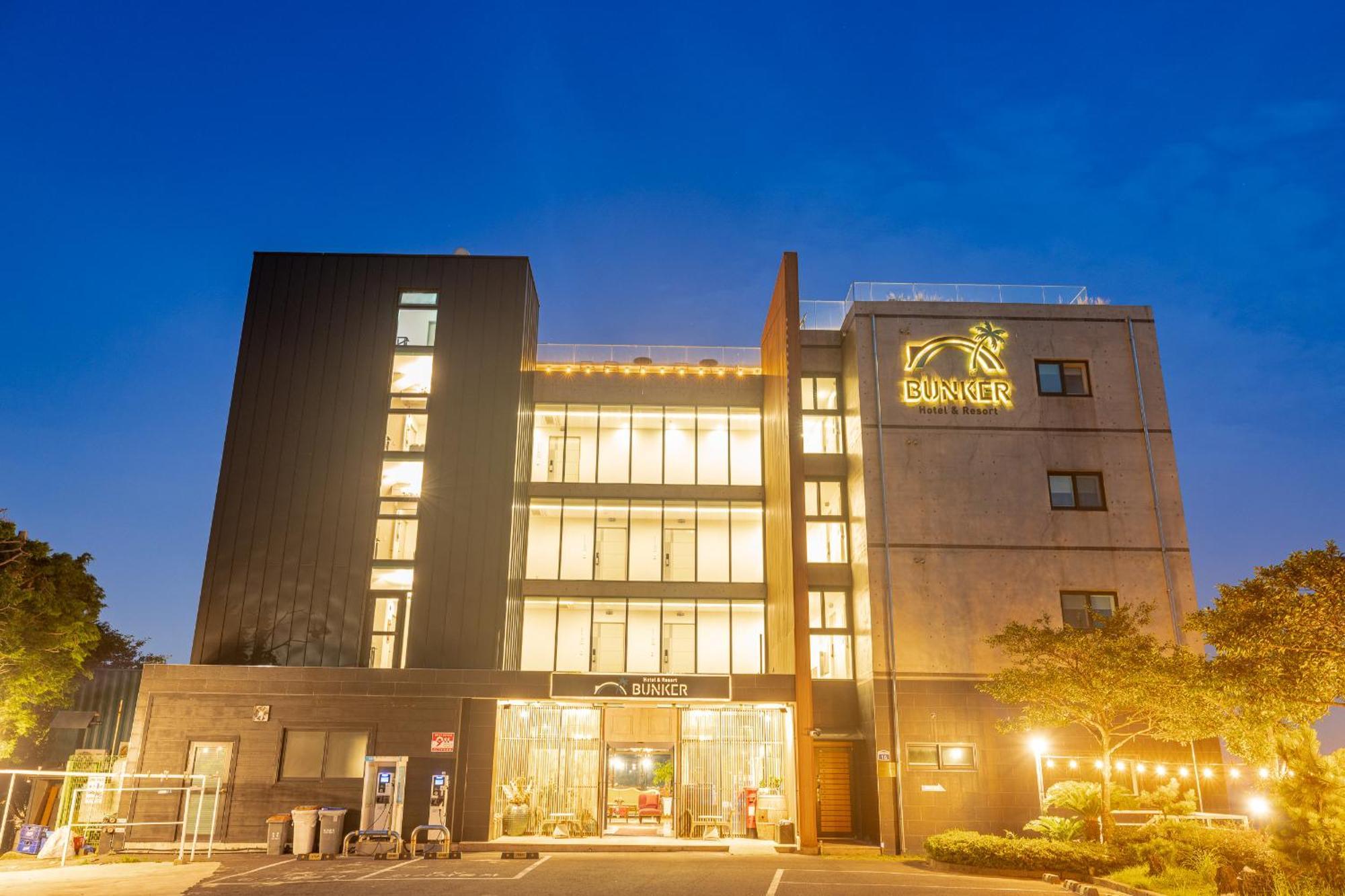 Jeju Bunkerhotel&Resort Seogwipo Exterior photo